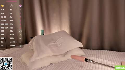 amoraeverett online show from February 13, 2026, 6:20 am