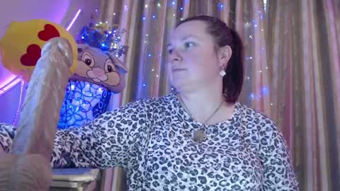 amorelara online show from April 22, 2026, 10:17 am