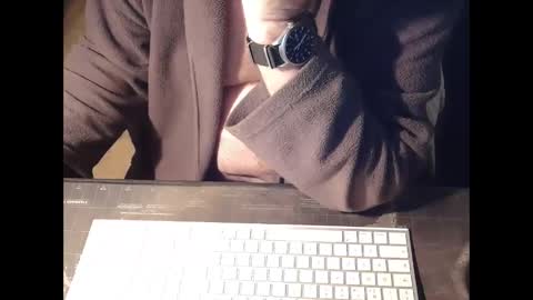 amslave4f online show from December 7, 2024, 11:23 pm