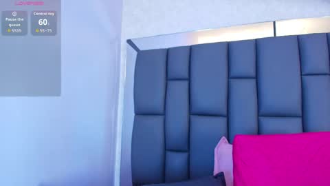 amy__wats0n online show from April 7, 2026, 7:03 pm