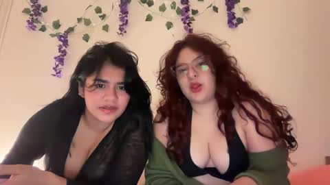 mochi and amy online show from June 9, 2026, 3:29 am