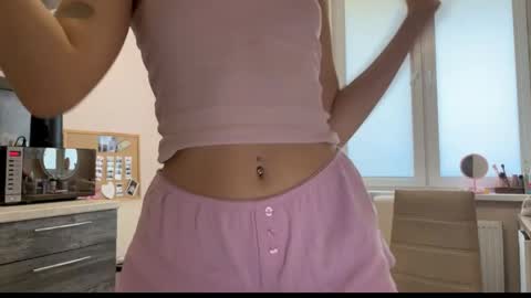 Snapshot of amy_chill chatting on May 14, 2026, 4:03 pm Amy Chill online show from May 14, 2026, 4:03 pm