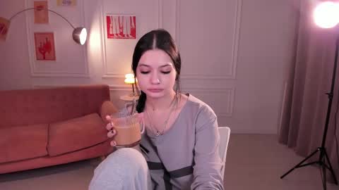 Amy online show from November 23, 2025, 1:22 pm