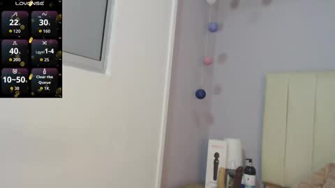 Amy online show from September 30, 2025, 1:38 pm