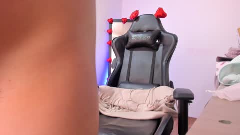 Amy sophia 3 online show from February 5, 2025, 1:44 pm