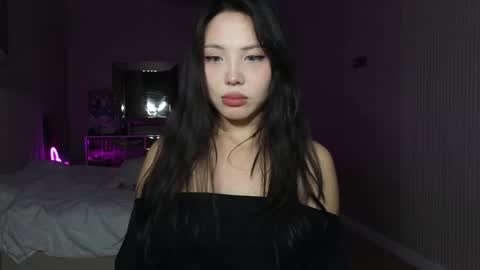 girl next door named Amy online show from October 11, 2025, 6:39 pm