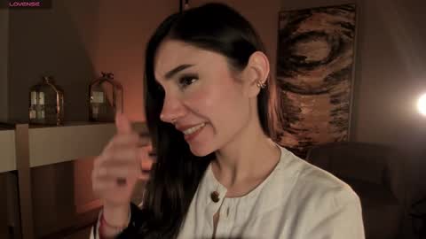 Amy Armstrong online show from March 9, 2025, 11:25 pm