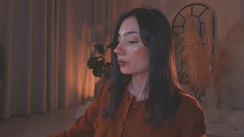 Amy Armstrong online show from September 9, 2025, 12:10 am