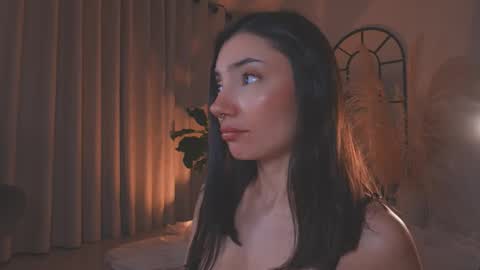 Amy Armstrong online show from September 12, 2025, 1:17 am