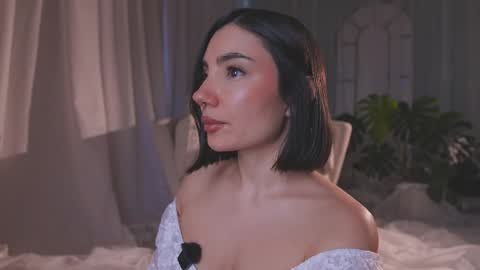 Amy Armstrong online show from April 21, 2026, 10:34 pm