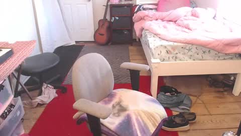 Trashely Gimpson online show from February 7, 2025, 4:46 pm