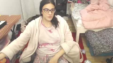 Trashely Gimpson online show from March 3, 2025, 10:28 am