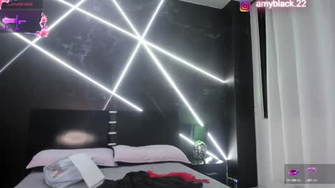 Amy online show from January 9, 2025, 3:36 am