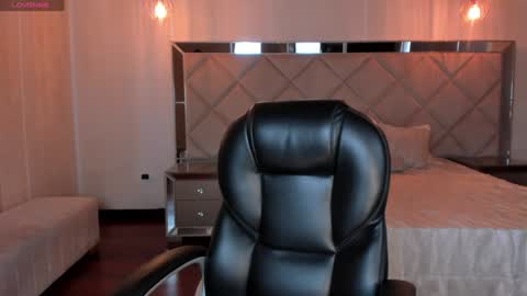 Amy  online show from December 15, 2024, 5:31 pm