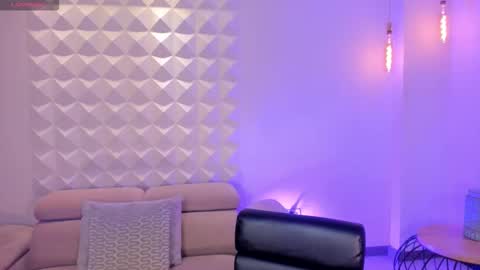 Amy  online show from December 16, 2025, 8:03 pm