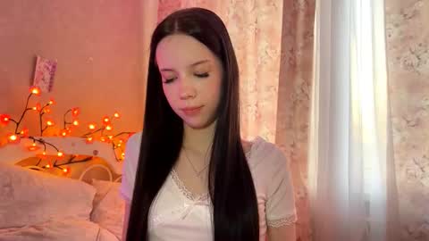 Milou online show from October 27, 2025, 1:15 pm