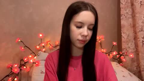 Milou online show from November 22, 2025, 2:49 pm