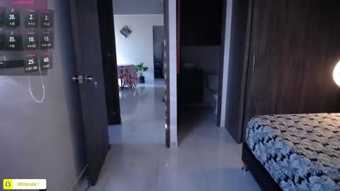 Snapshot of amyharlow_ chatting on May 6, 2026, 9:42 pm Jenn online show from May 6, 2026, 9:42 pm