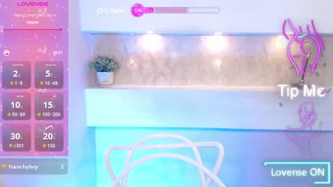 amyjohnsonn online show from March 3, 2025, 4:24 pm