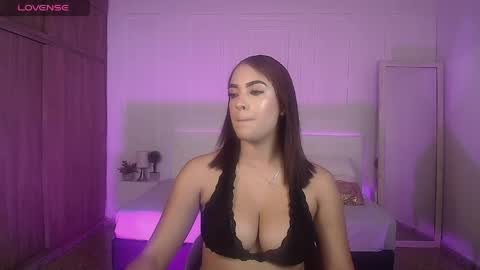 Snapshot of amyjohnsonn chatting on April 27, 2026, 2:31 am amyjohnsonn online show from April 27, 2026, 2:31 am