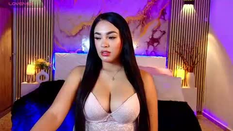 Snapshot of amyjohnsonn chatting on July 4, 2026, 6:52 am amyjohnsonn online show from July 4, 2026, 6:52 am