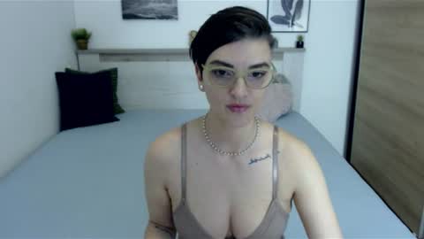 Snapshot of amylexy chatting on July 5, 2026, 6:04 pm Hi there guys My pleasure in your hands pvt is open online show from July 5, 2026, 6:04 pm
