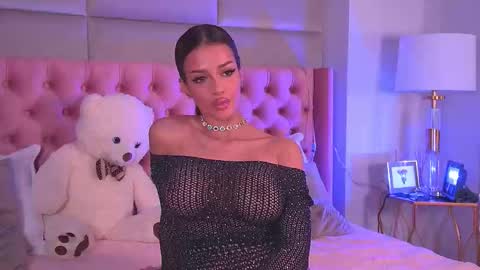 Amyra online show from October 3, 2025, 3:58 am