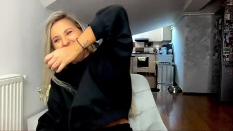 amyroberta92 online show from January 18, 2025, 10:17 am