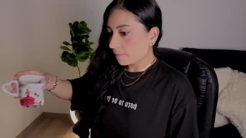 Aleja  online show from November 16, 2025, 8:42 am