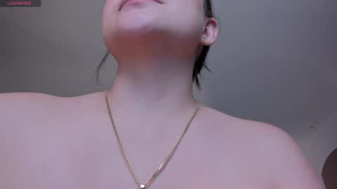 Snapshot of amyrosse_x chatting on May 18, 2026, 4:07 am AMY R online show from May 18, 2026, 4:07 am