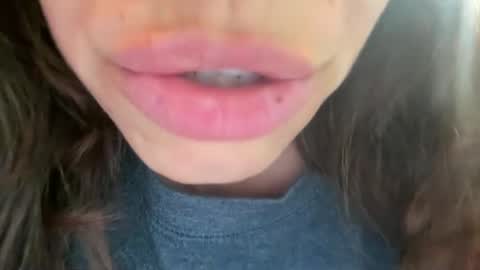 Amy Smilez online show from December 4, 2024, 5:00 pm