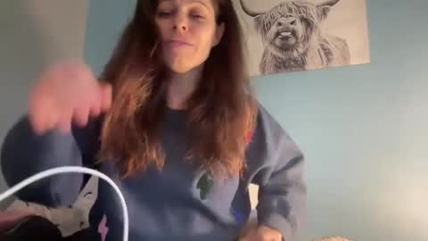 Amy Smilez online show from December 10, 2024, 3:22 pm