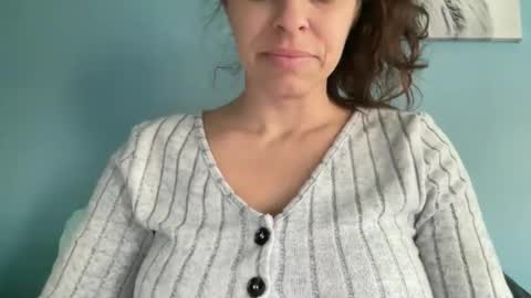 Amy Smilez online show from March 2, 2025, 12:11 pm