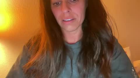 Amy Smilez online show from December 16, 2025, 10:42 am