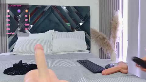 amytorres_ online show from March 20, 2026, 6:46 pm