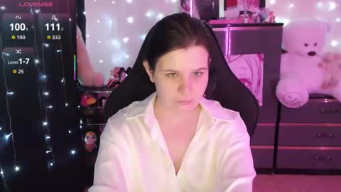 amyvibes online show from September 9, 2025, 8:08 pm