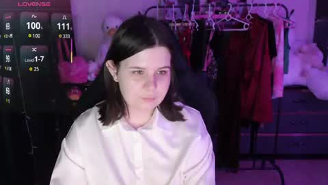 Snapshot of amyvibes chatting on July 21, 2026, 6:32 pm amyvibes online show from July 21, 2026, 6:32 pm