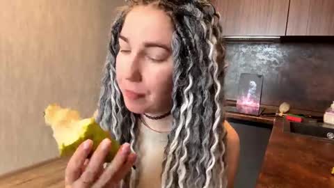 Amy online show from March 3, 2026, 8:09 am