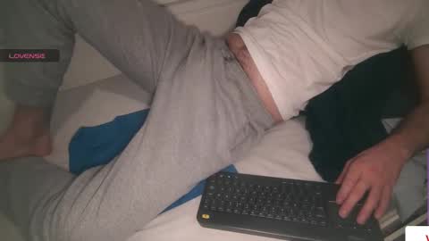 A online show from December 9, 2024, 7:06 am