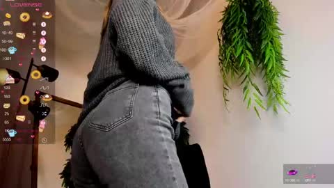 Angie online show from January 11, 2025, 2:52 am