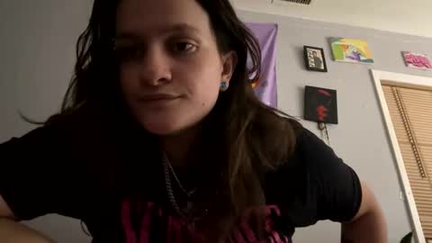 Snapshot of an_e333 chatting on February 4, 2026, 8:31 am an_e333 online show from February 4, 2026, 8:31 am