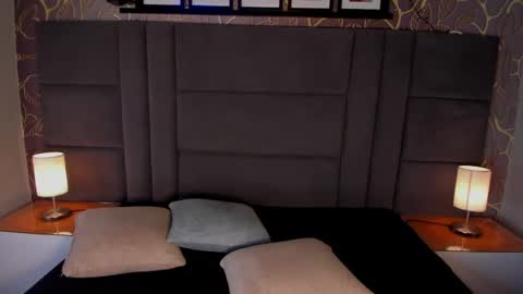 Ana  online show from February 21, 2025, 11:55 am