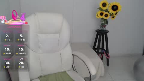  Ana  online show from October 9, 2025, 12:08 am