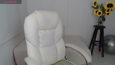  Ana  online show from October 11, 2025, 10:52 pm