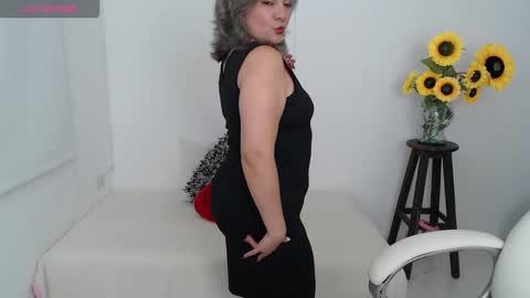  Ana  online show from October 17, 2025, 11:51 pm