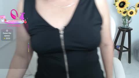  Ana  online show from October 30, 2025, 10:43 pm