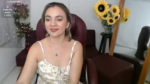 Snapshot of ana_hotmilf chatting on August 6, 2026, 11:17 pm Ana online show from August 6, 2026, 11:17 pm