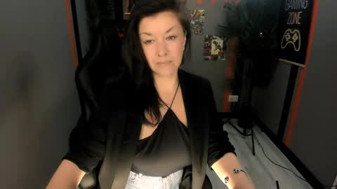 Ana online show from April 27, 2026, 10:02 am