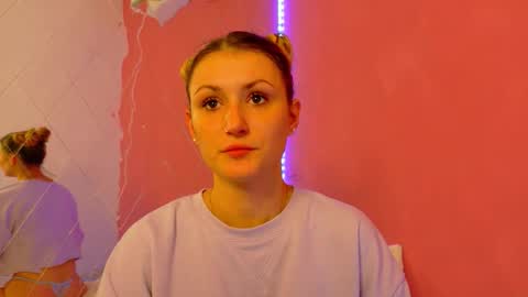 anaayss online show from October 23, 2025, 5:07 am