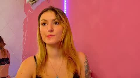 anaayss online show from October 28, 2025, 5:44 am